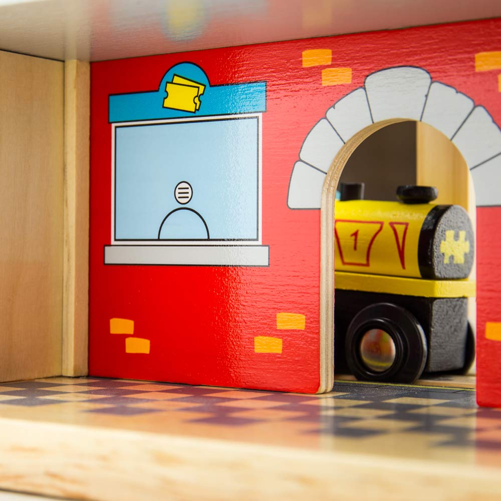 Bigjigs Rail Wooden Railway Station - Other Major Rail Brands are Compatible - Image 4