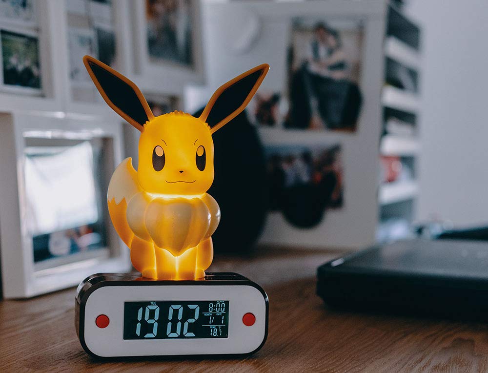 TEKNOFUN 811370 Pokémon Eevee 3D Pokemon Alarm Clock and Lamp, Brown