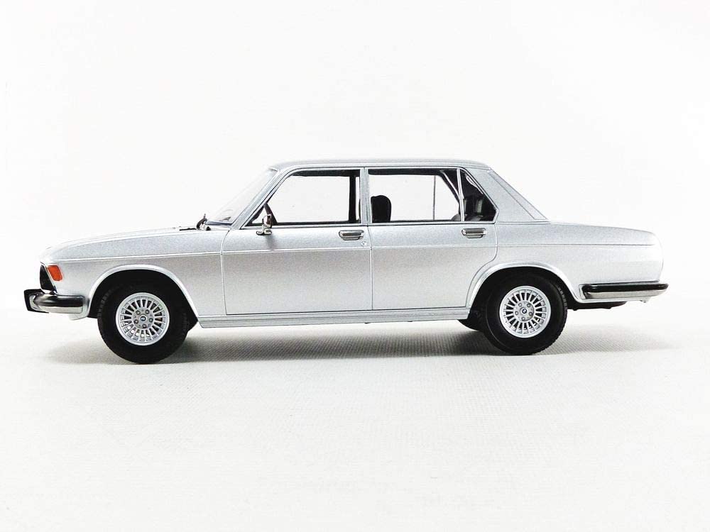 KK Scale Models- Collectible Miniature Car, 180403S, Silver – TopToy