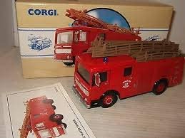 Corgi 1/50 - Véhicule D'urgence AEC - ABC Water Tender Dublin - Diecast N°97359