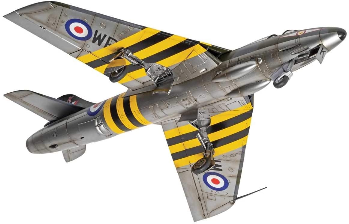 Airfix A09189 Hawker Hunter F.4/F.5/J.34 - Image 4