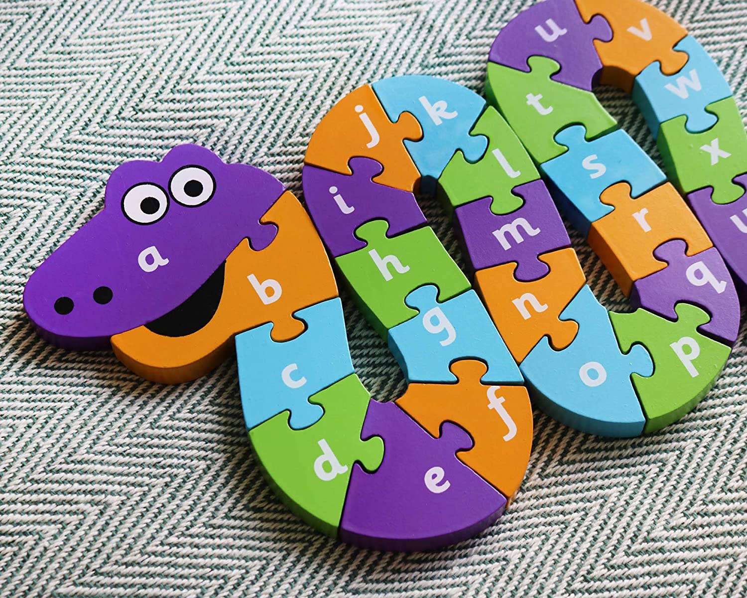 Jake Letters Gift in a Tin Jake the Snake Letter & Number Fun – TopToy