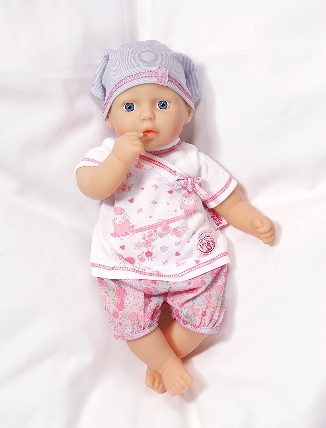 1 item supplied, may vary from that shown Baby Annabell Outfit 